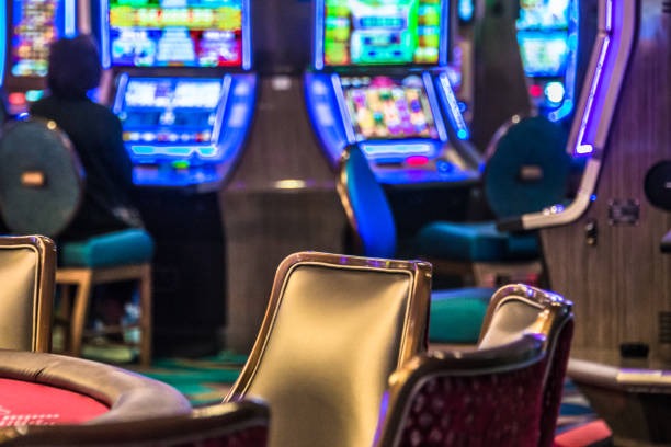 Multiple Evolution Gaming table options displayed in slot king app lobby